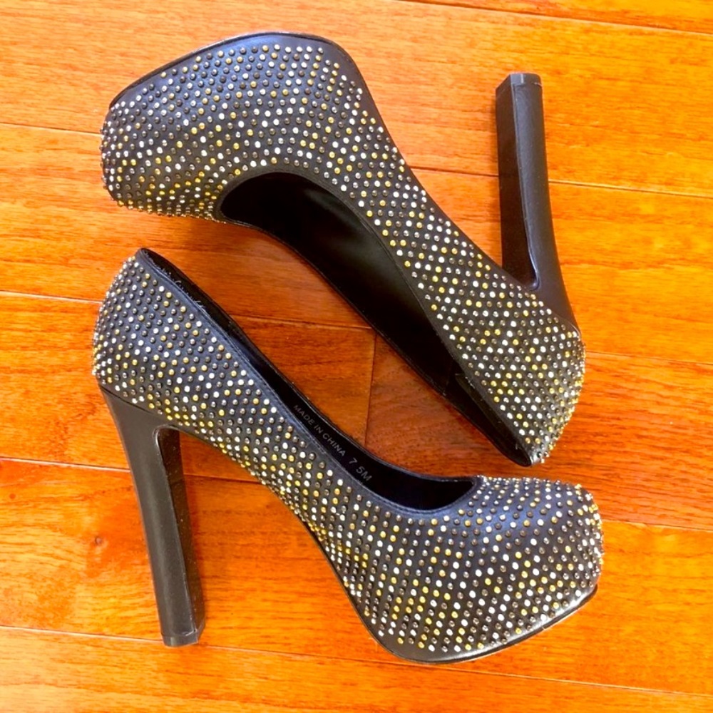 Dolce Vita Brenna Studded Bling Platform Pumps 7.5